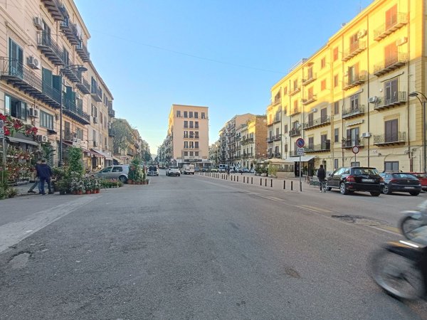 appartamento in affitto a Palermo in zona Politeama