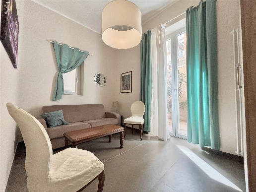 negozio in affitto a Palermo in zona Montepellegrino