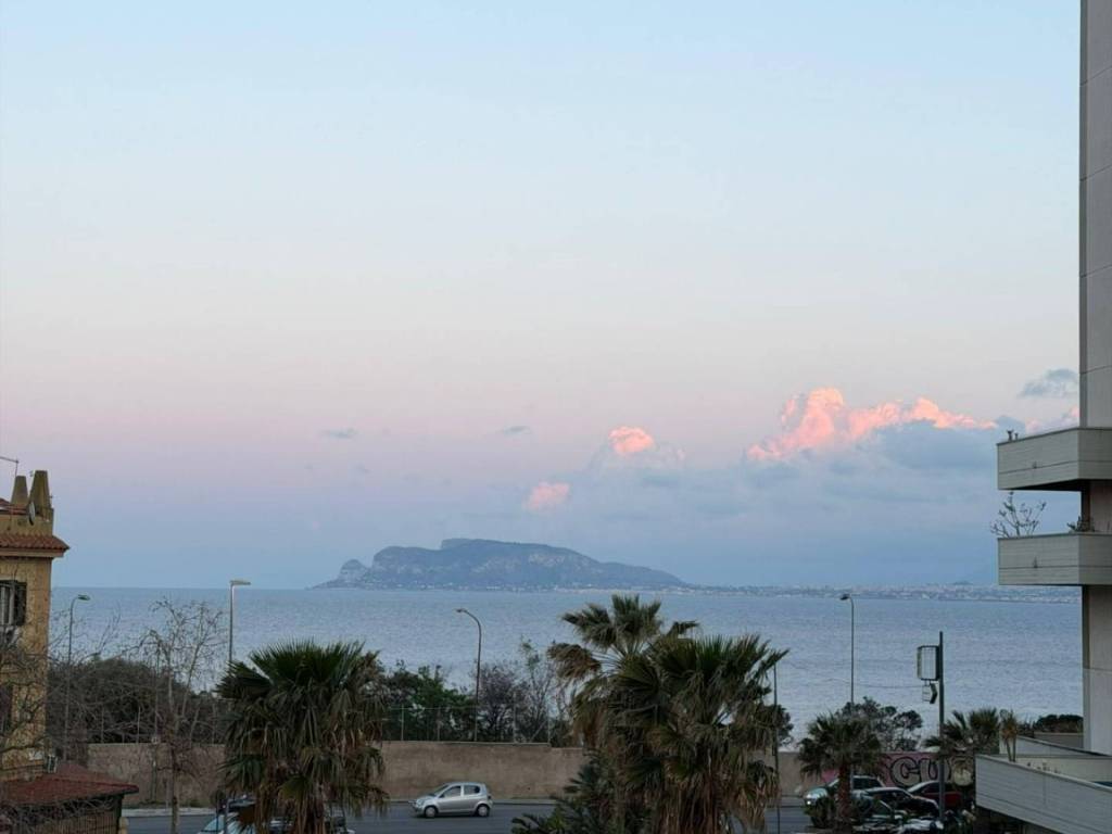 appartamento in affitto a Palermo in zona Arenella/Vergine Maria