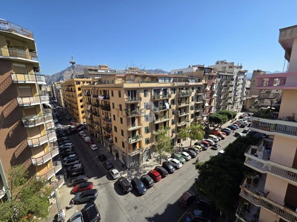 appartamento in affitto a Palermo