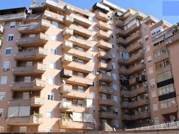 appartamento in affitto a Palermo in zona Malaspina/Palagonia