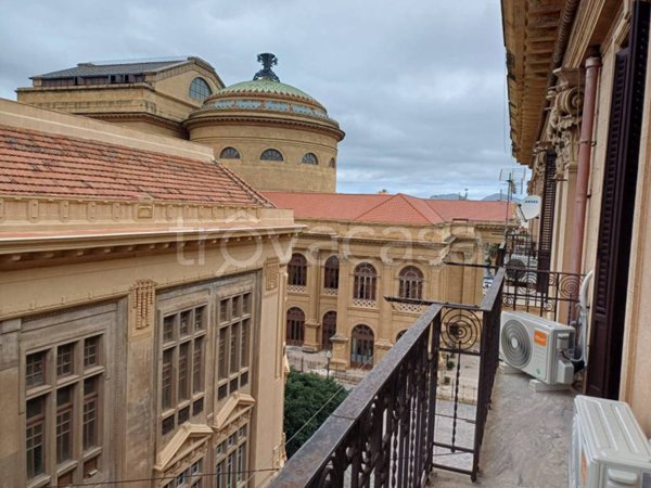 appartamento in affitto a Palermo in zona Politeama