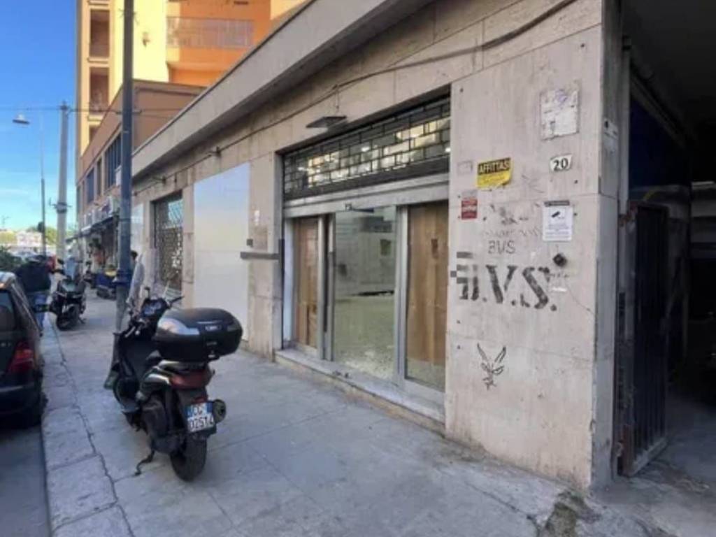 negozio in affitto a Palermo