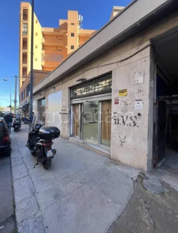 negozio in affitto a Palermo