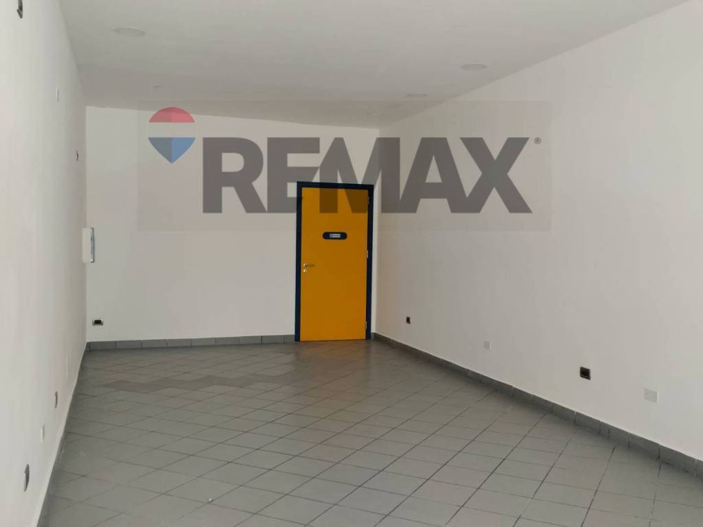 negozio in affitto a Palermo in zona Cruillas