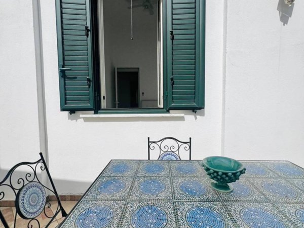 casa indipendente in affitto a Palermo in zona Mondello