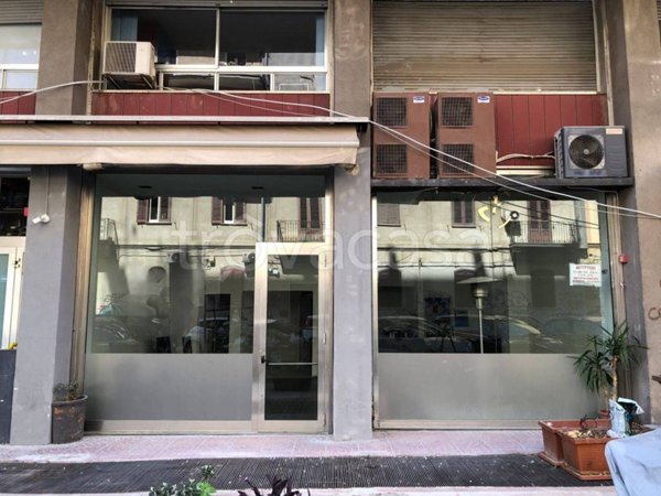 negozio in affitto a Palermo
