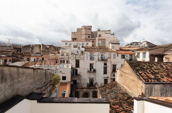 appartamento in affitto a Palermo in zona Centro storico