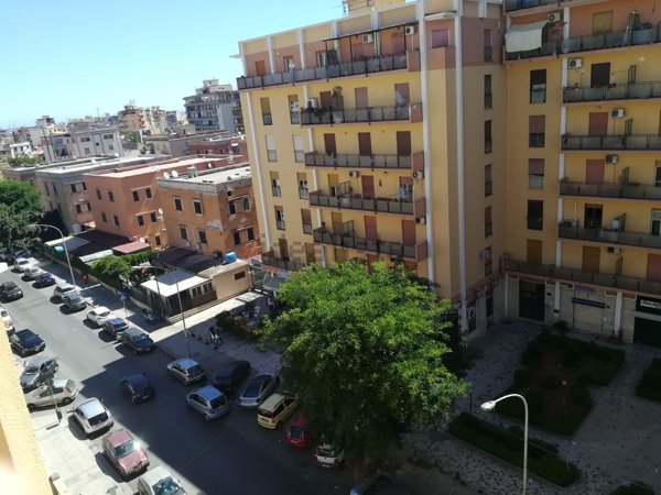 casa indipendente in affitto a Palermo in zona Montegrappa / Santa Rosalia