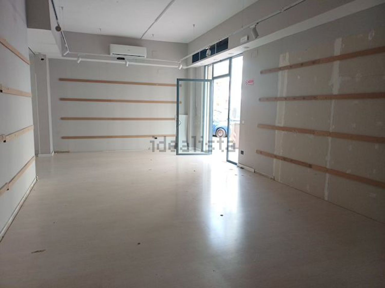 locale commerciale in affitto a Palermo