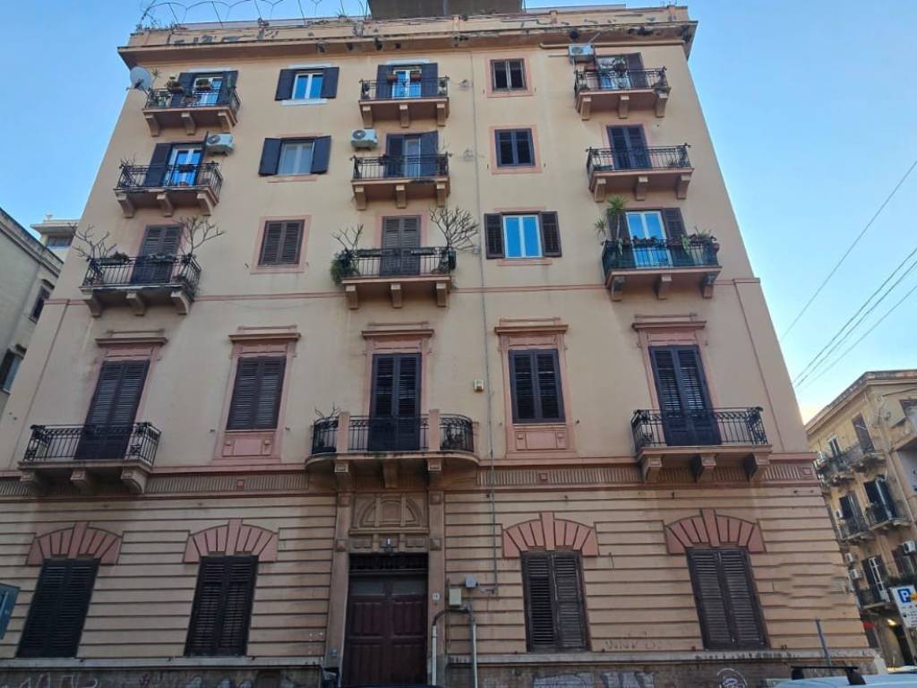 appartamento in affitto a Palermo in zona Politeama