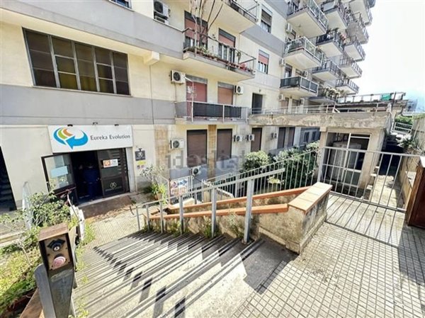 ufficio in affitto a Palermo in zona Malaspina/Palagonia