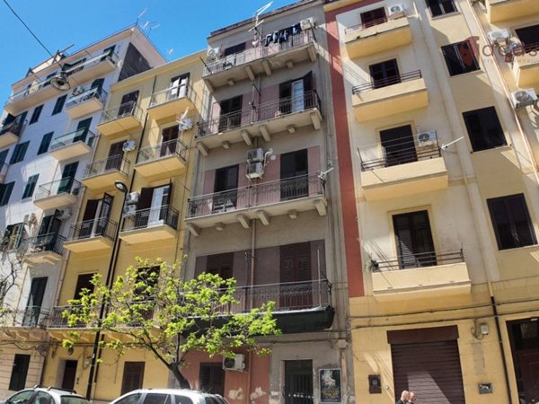 negozio in affitto a Palermo in zona Montegrappa / Santa Rosalia