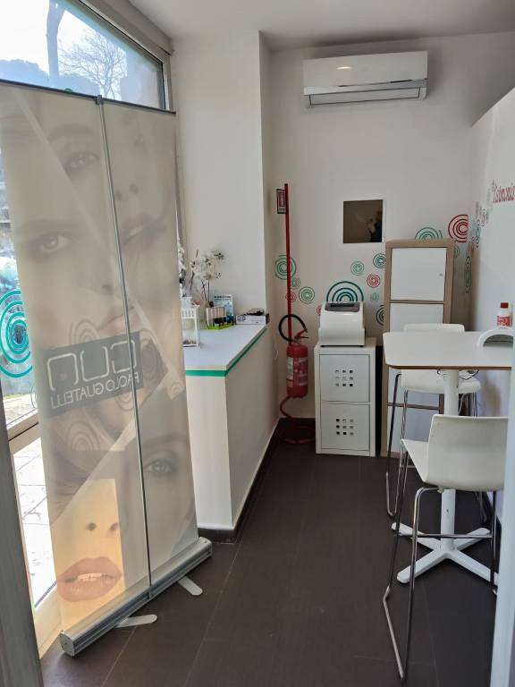 locale commerciale in affitto a Palermo in zona Libertà