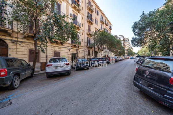 ufficio in affitto a Palermo in zona Libertà