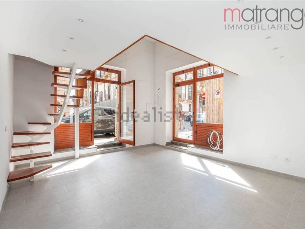 negozio in affitto a Palermo in zona Centro storico