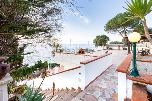 casa indipendente in affitto a Palermo in zona Addaura
