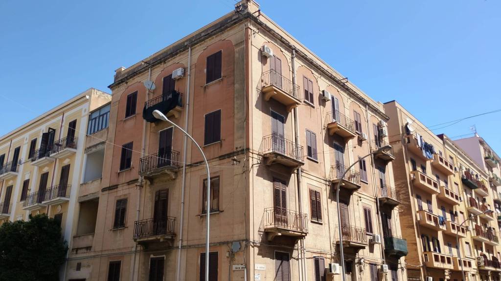 appartamento in affitto a Palermo in zona Zisa