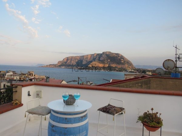 appartamento in affitto a Palermo in zona Mondello