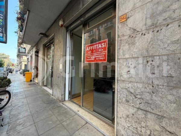 locale di sgombero in affitto a Palermo