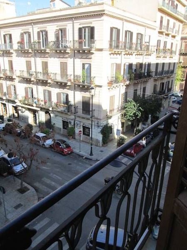 appartamento in affitto a Palermo in zona Politeama