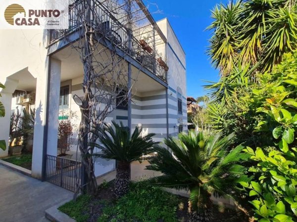 appartamento in affitto a Palermo in zona Mondello