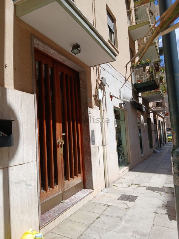 monolocale in affitto a Palermo in zona Libertà