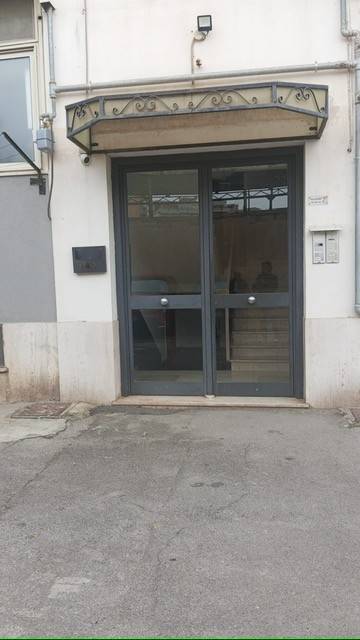 locale commerciale in affitto a Palermo in zona Malaspina/Palagonia
