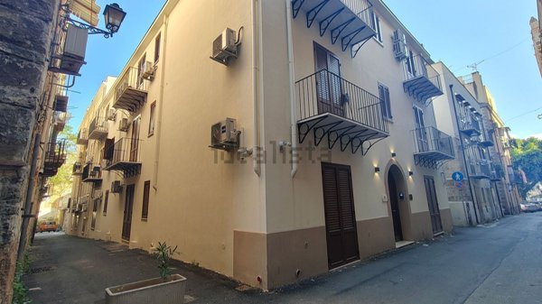 appartamento in affitto a Palermo