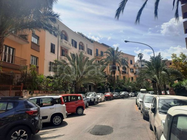 appartamento in affitto a Palermo in zona Zisa