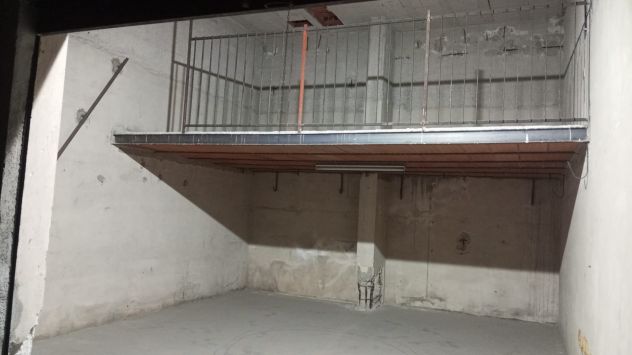 locale di sgombero in affitto a Palermo in zona Malaspina/Palagonia