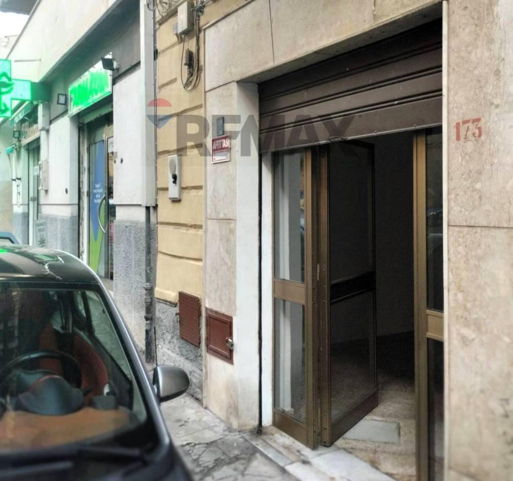 locale commerciale in affitto a Palermo in zona Centro storico