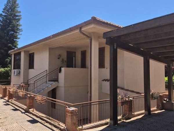 casa indipendente in affitto a Palermo in zona Tommaso Natale