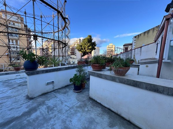 appartamento in affitto a Palermo in zona Politeama