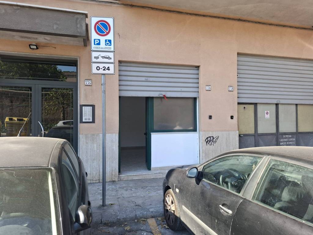 negozio in affitto a Palermo in zona Zisa