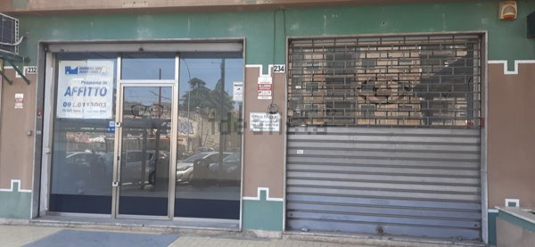 locale commerciale in affitto a Palermo in zona Uditore