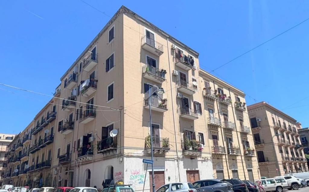 appartamento in affitto a Palermo in zona Politeama
