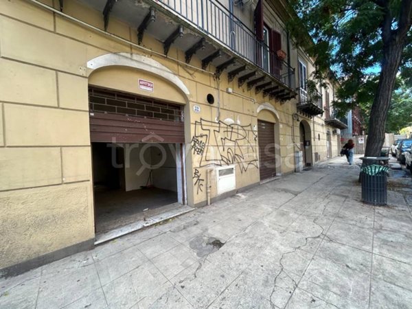 negozio in affitto a Palermo in zona Calatafimi / Cuba
