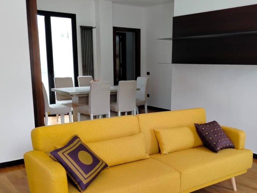 casa indipendente in affitto a Palermo in zona Mondello