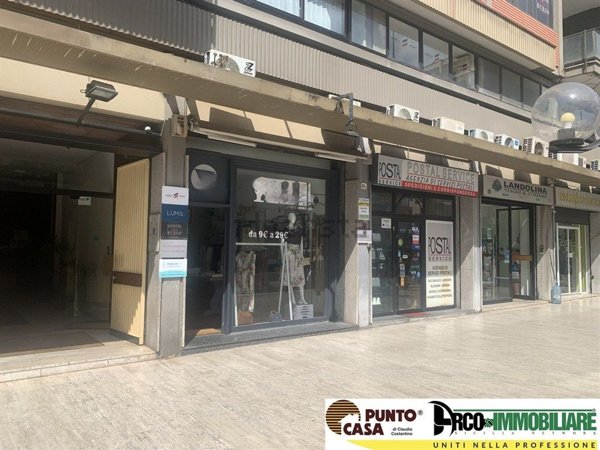 locale commerciale in affitto a Palermo in zona Libertà