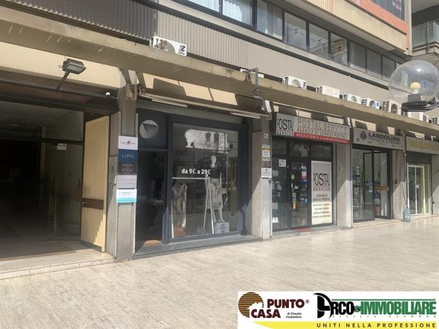 locale commerciale in affitto a Palermo