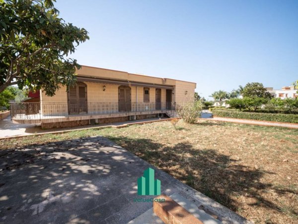 casa indipendente in affitto a Palermo in zona Villagrazia/Falsomiele