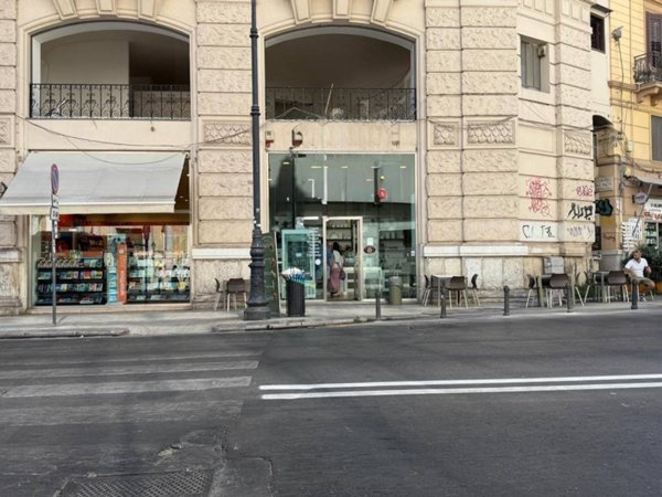 negozio in affitto a Palermo in zona Centro storico