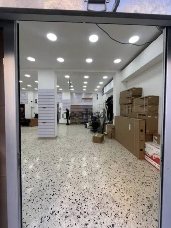 locale commerciale in affitto a Palermo