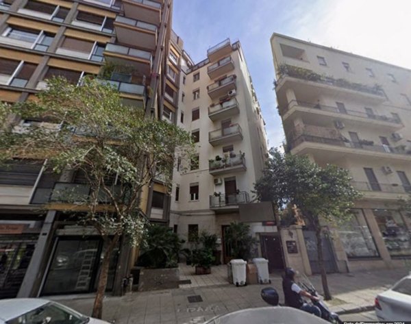 ufficio in affitto a Palermo in zona Politeama