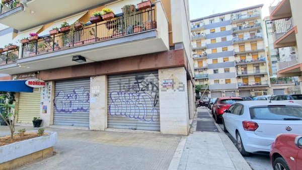 locale commerciale in affitto a Palermo in zona Malaspina/Palagonia