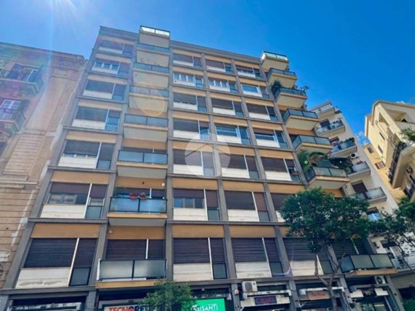 appartamento in affitto a Palermo in zona Politeama