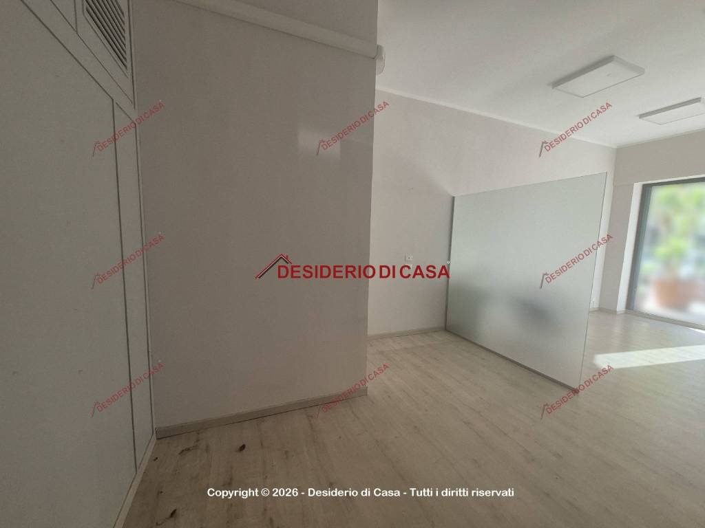 negozio in affitto a Palermo in zona Libertà