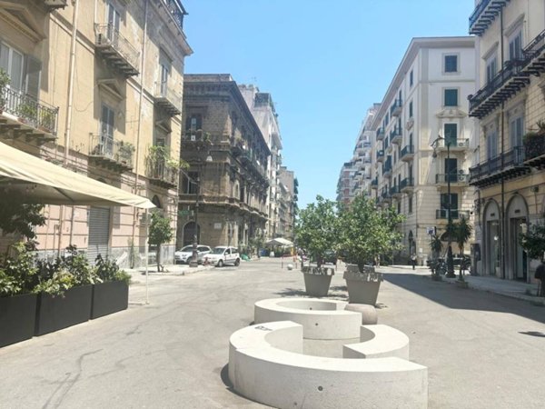 appartamento in affitto a Palermo in zona Politeama