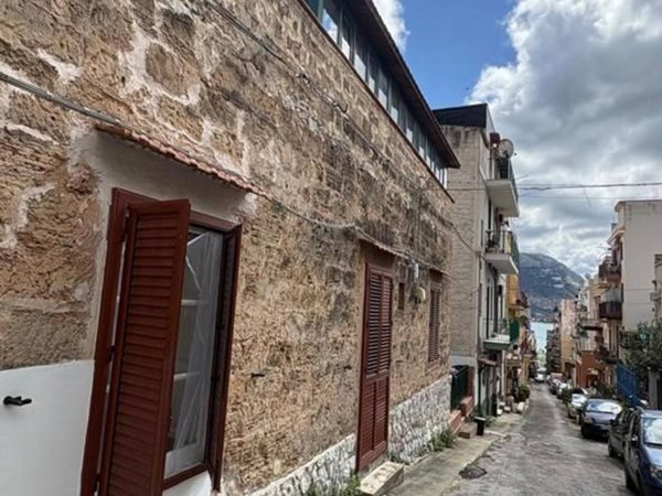appartamento in affitto a Palermo in zona Mondello